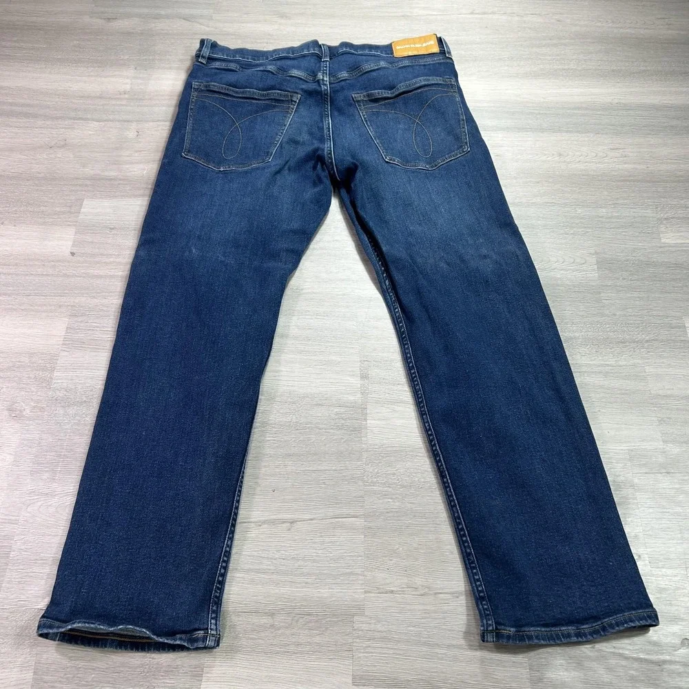 Calvin Klein Jeans Mens 36x30 Blue Regular Straight Cotton Denim Med Wash Pants
